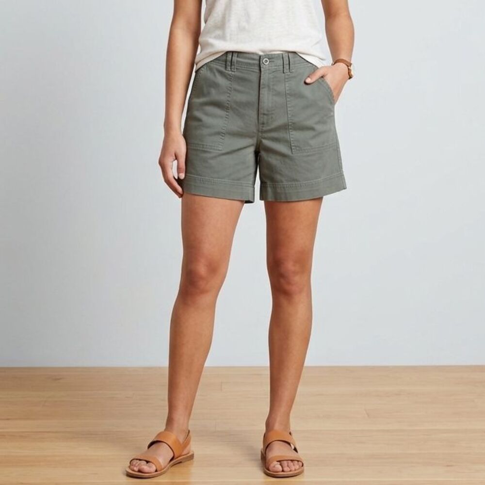 Vintage Liz Caliborne Lizwear Shorts Womens 8 Gray Chino Y2K Casual